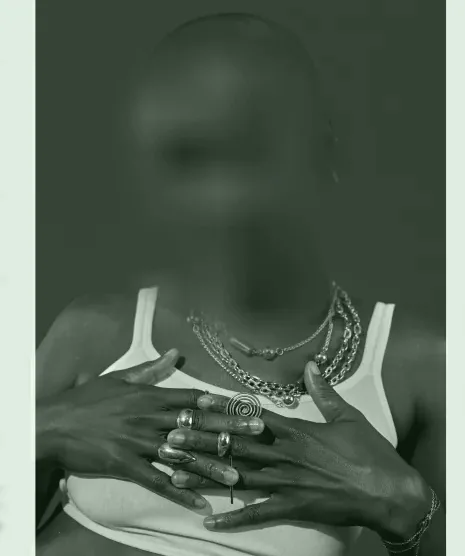 Mira, 34